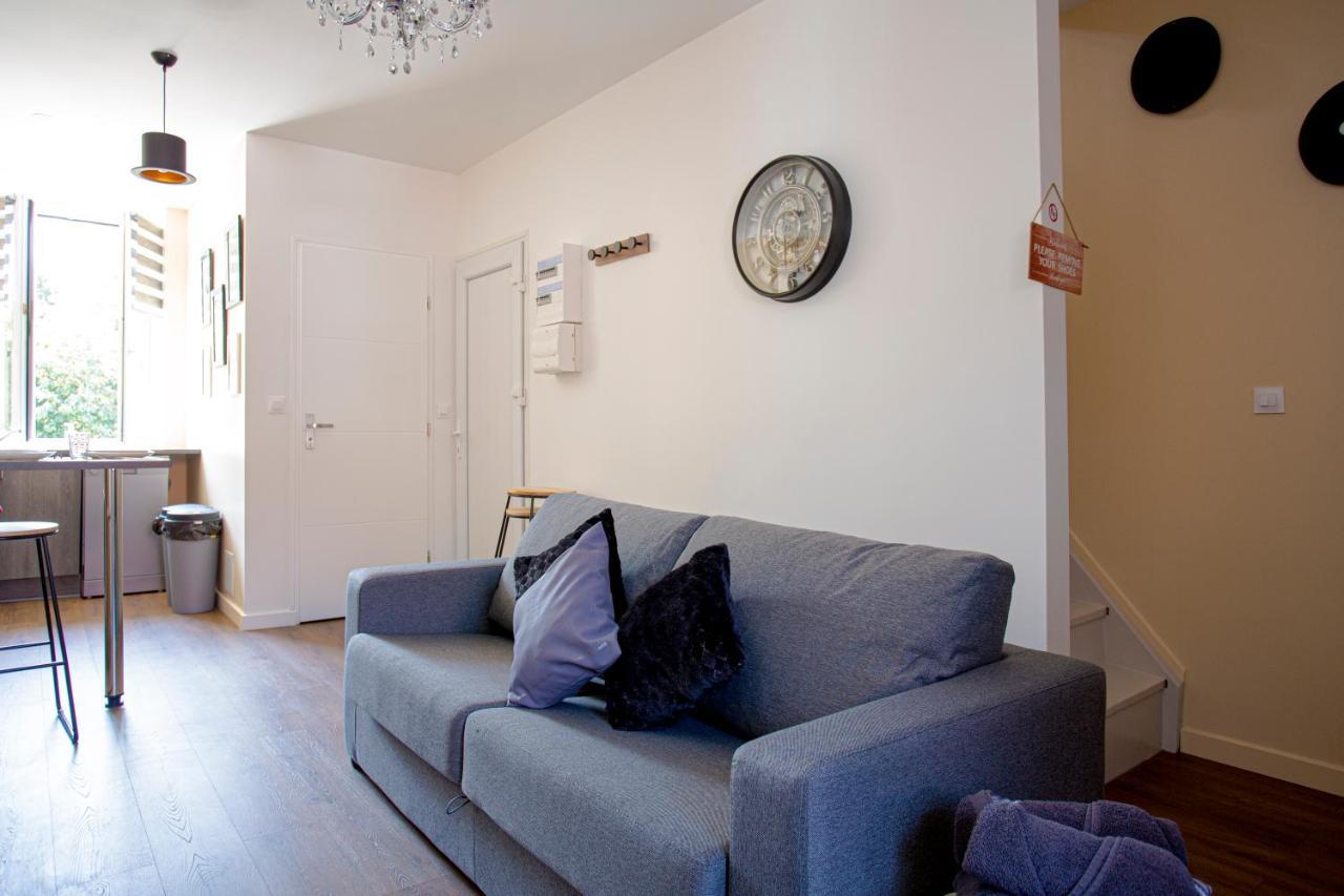 Ideal Pro & Couple - 2 Logements Theme Boho Chic Rdc & Dandy 1Er Etage - Quartier Calme - Jardin - Wifi Hd - Smart Tv - Parking Gratuit - Proche Centre & Transports - Ask Home Valenciennes Ngoại thất bức ảnh
